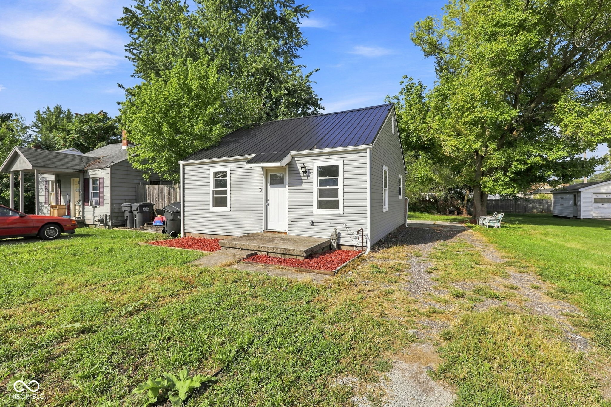 3813 Saint Charles Street