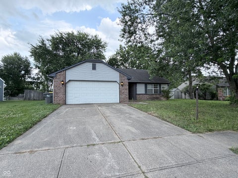 Photo of 3323 Lauren Drive, Indianapolis, IN 46235 (MLS # 22107809)