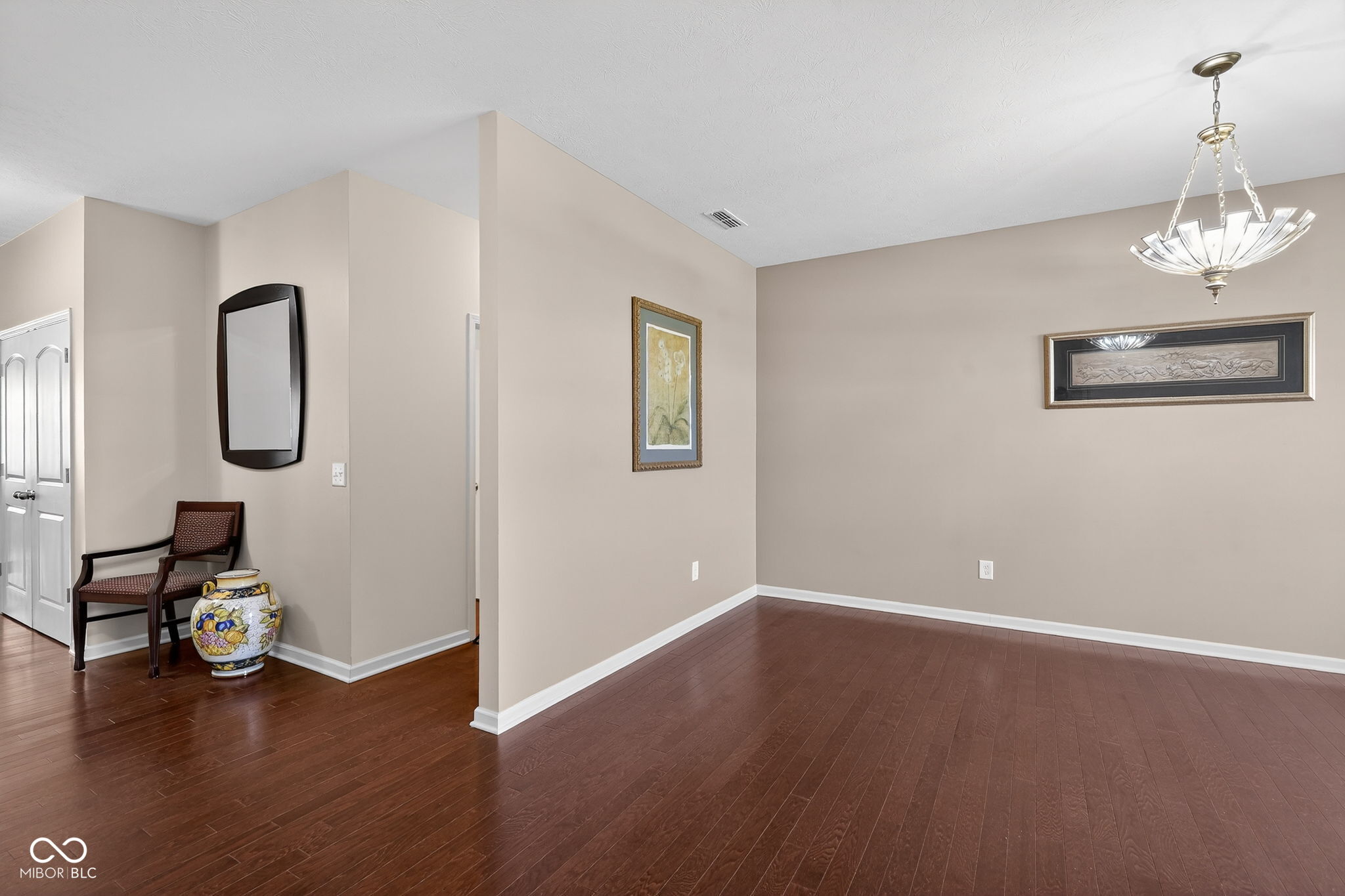 6121 Marigold Court