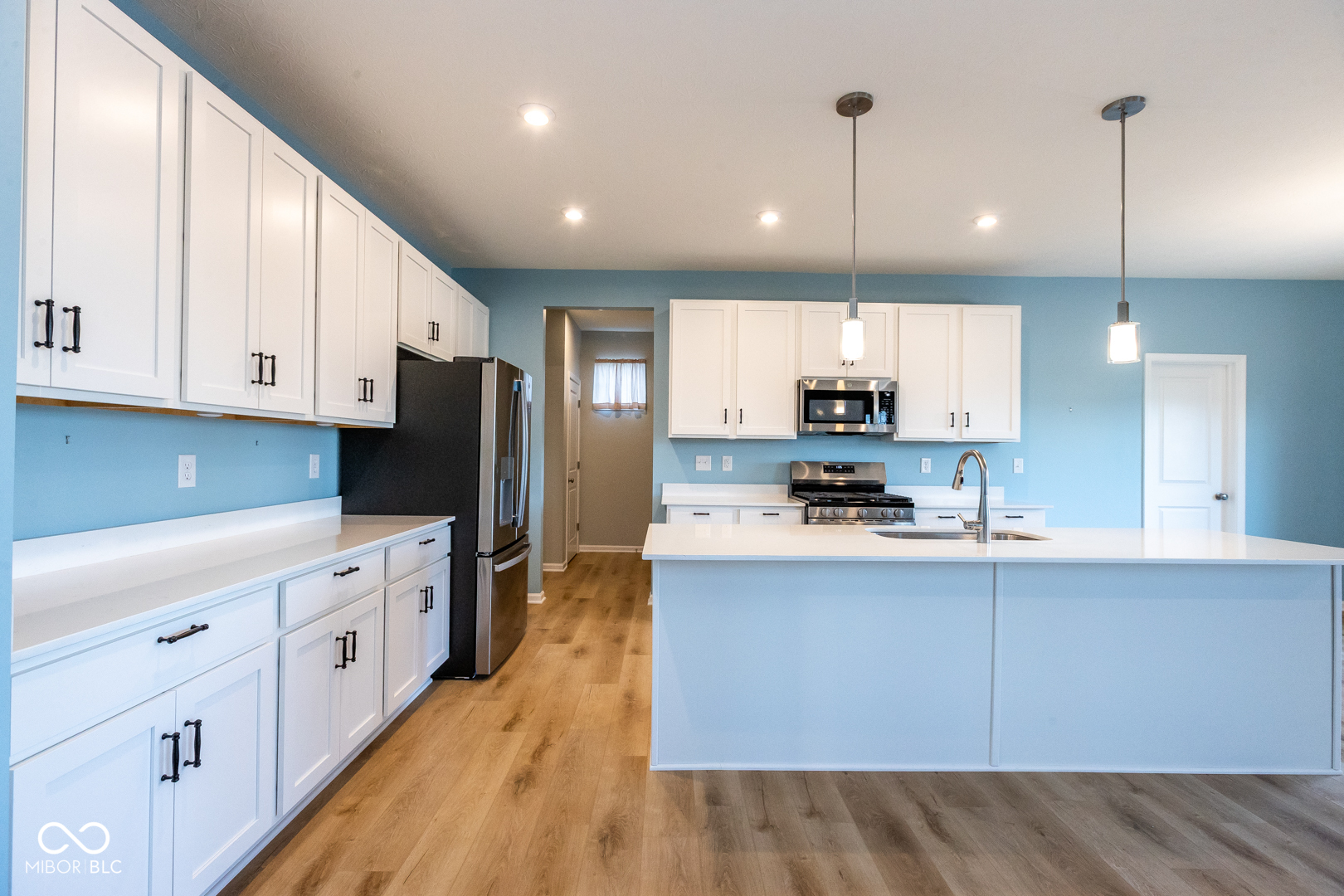 3728 Railhead Avenue