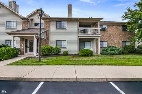 Photo of 931 Wickham Court #207, Carmel, IN 46032 (MLS # 22116100)