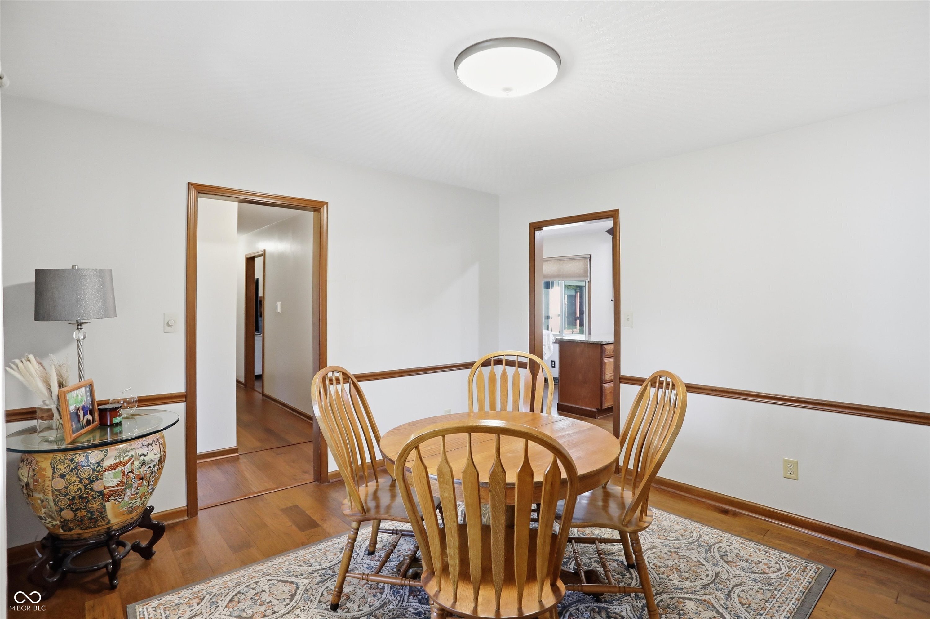 863 W Ashbourne Lane