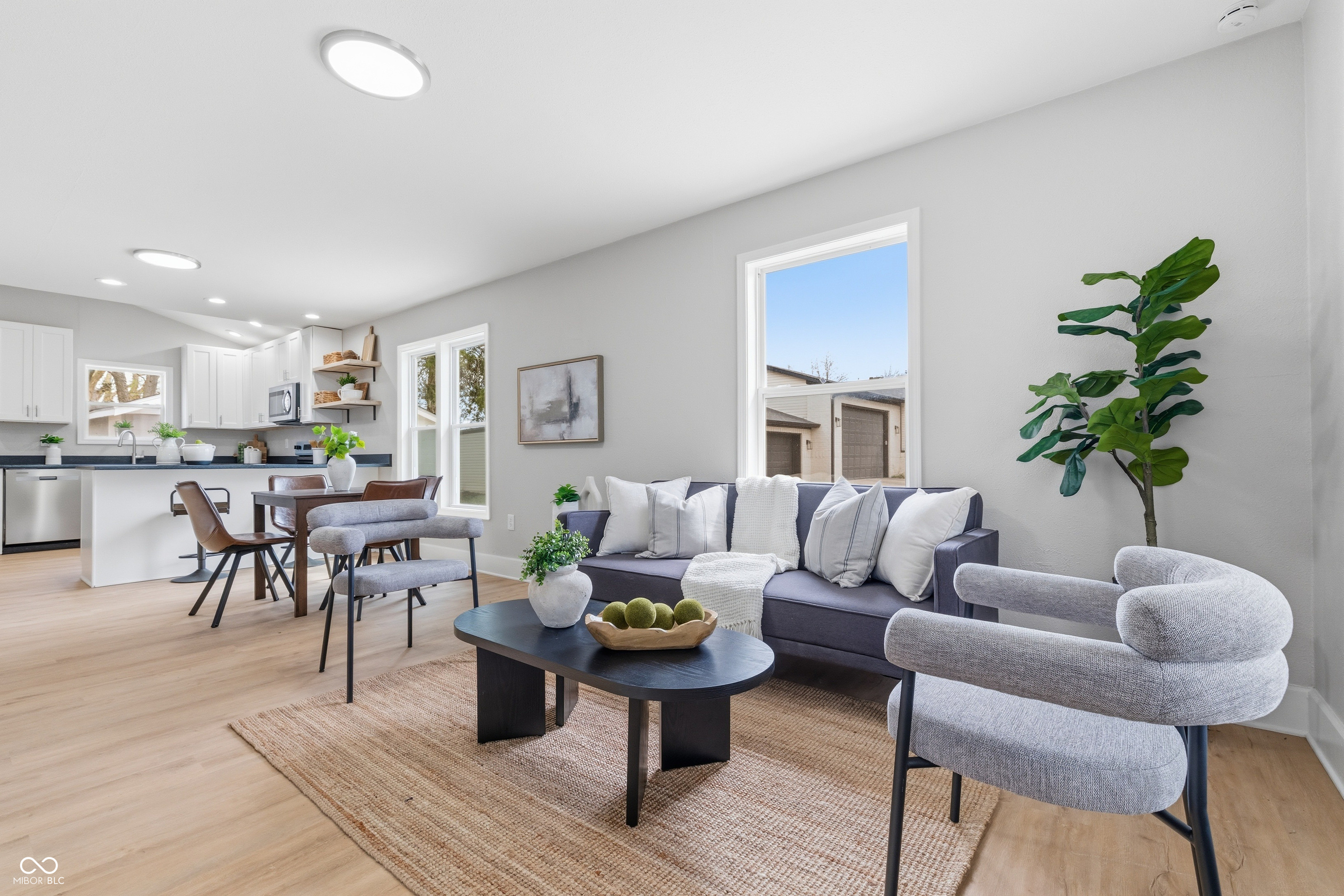 5521 S Randolph Street