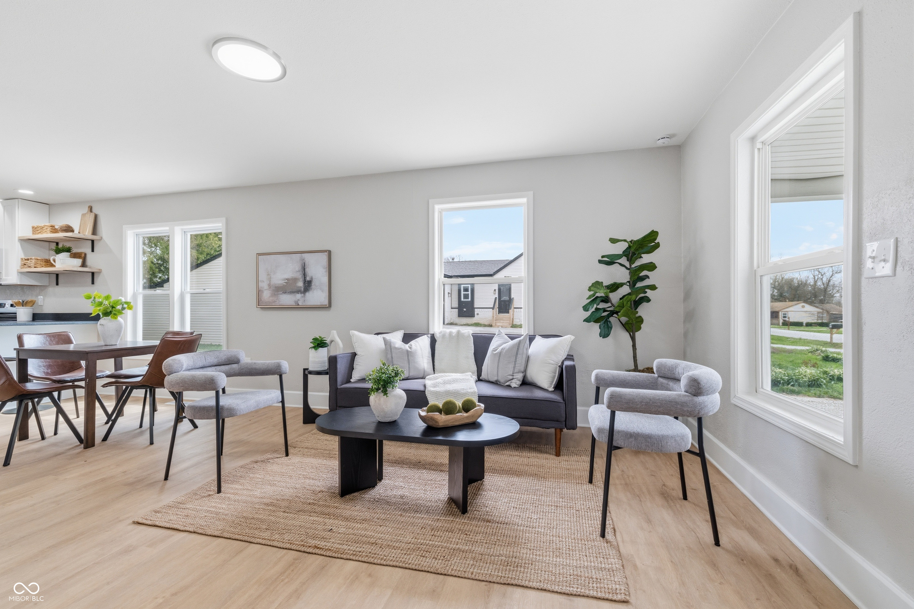 5521 S Randolph Street