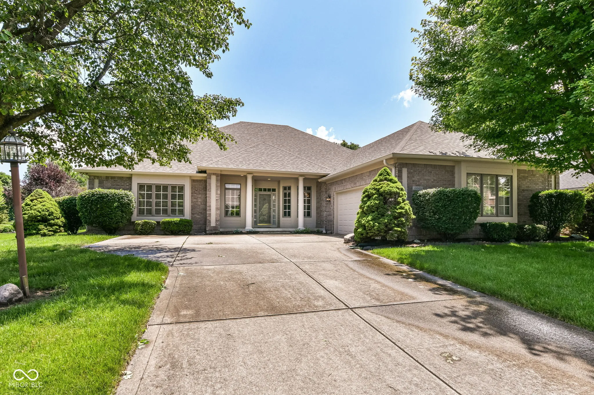 Indianapolis, Indiana 46256, United States, 3 Bedrooms Bedrooms, ,3 BathroomsBathrooms,Residential,Pending,156602