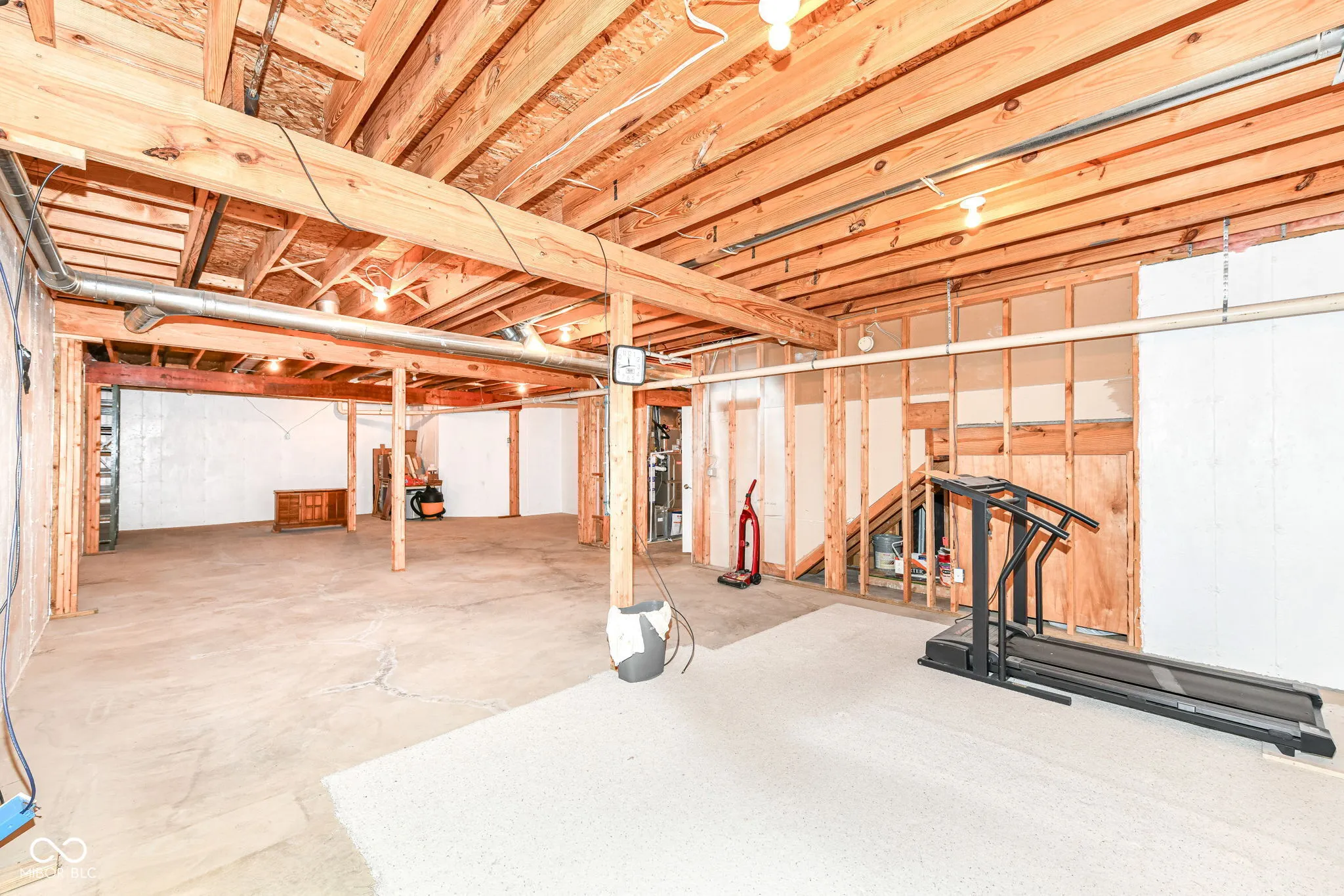 Indianapolis, Indiana 46256, United States, 3 Bedrooms Bedrooms, ,3 BathroomsBathrooms,Residential,Pending,156602