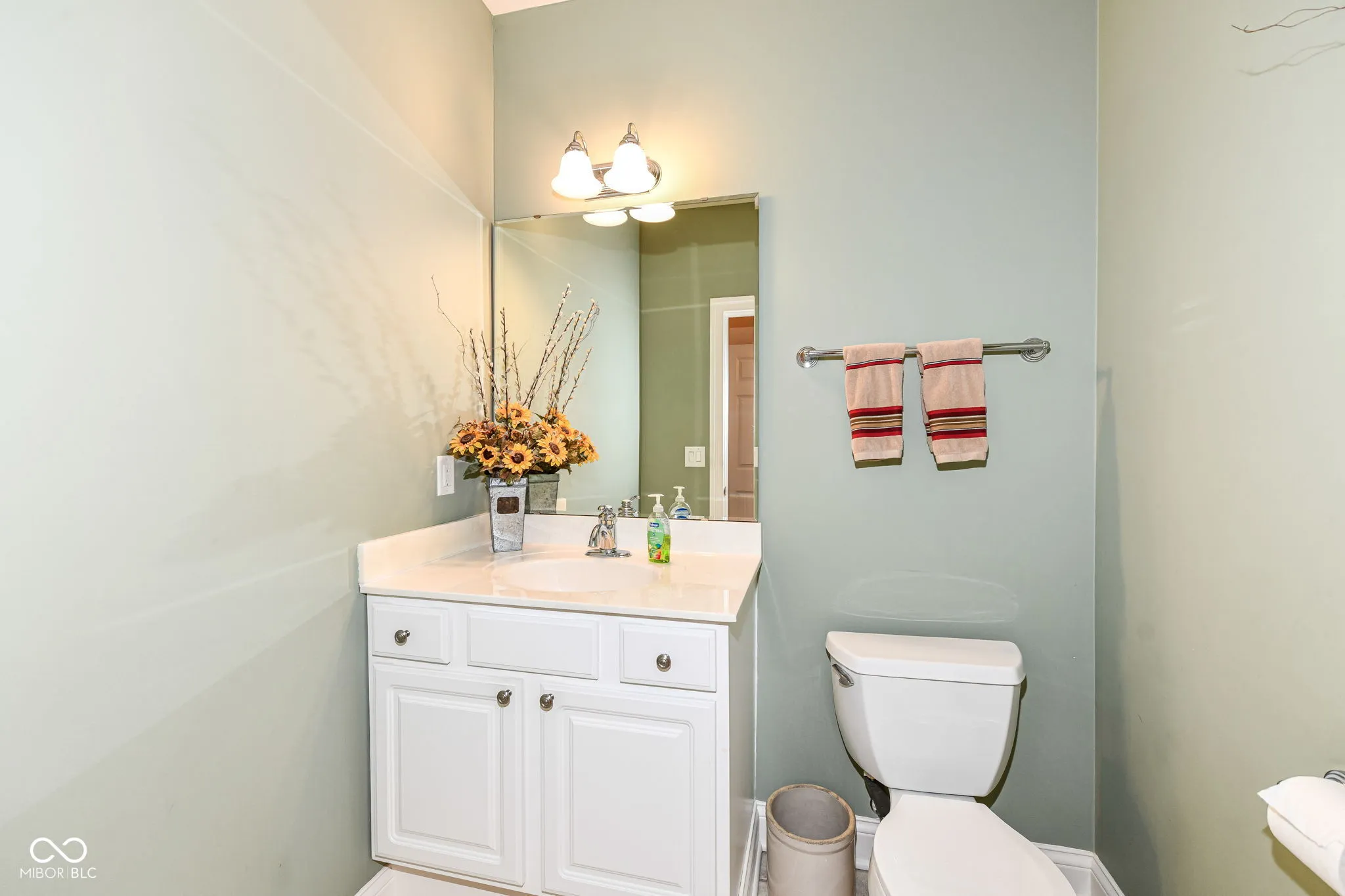 Indianapolis, Indiana 46256, United States, 3 Bedrooms Bedrooms, ,3 BathroomsBathrooms,Residential,Pending,156602