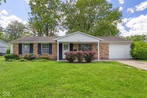Photo of 630 Lawndale Drive, Greenwood, IN 46142 (MLS # 22100916)