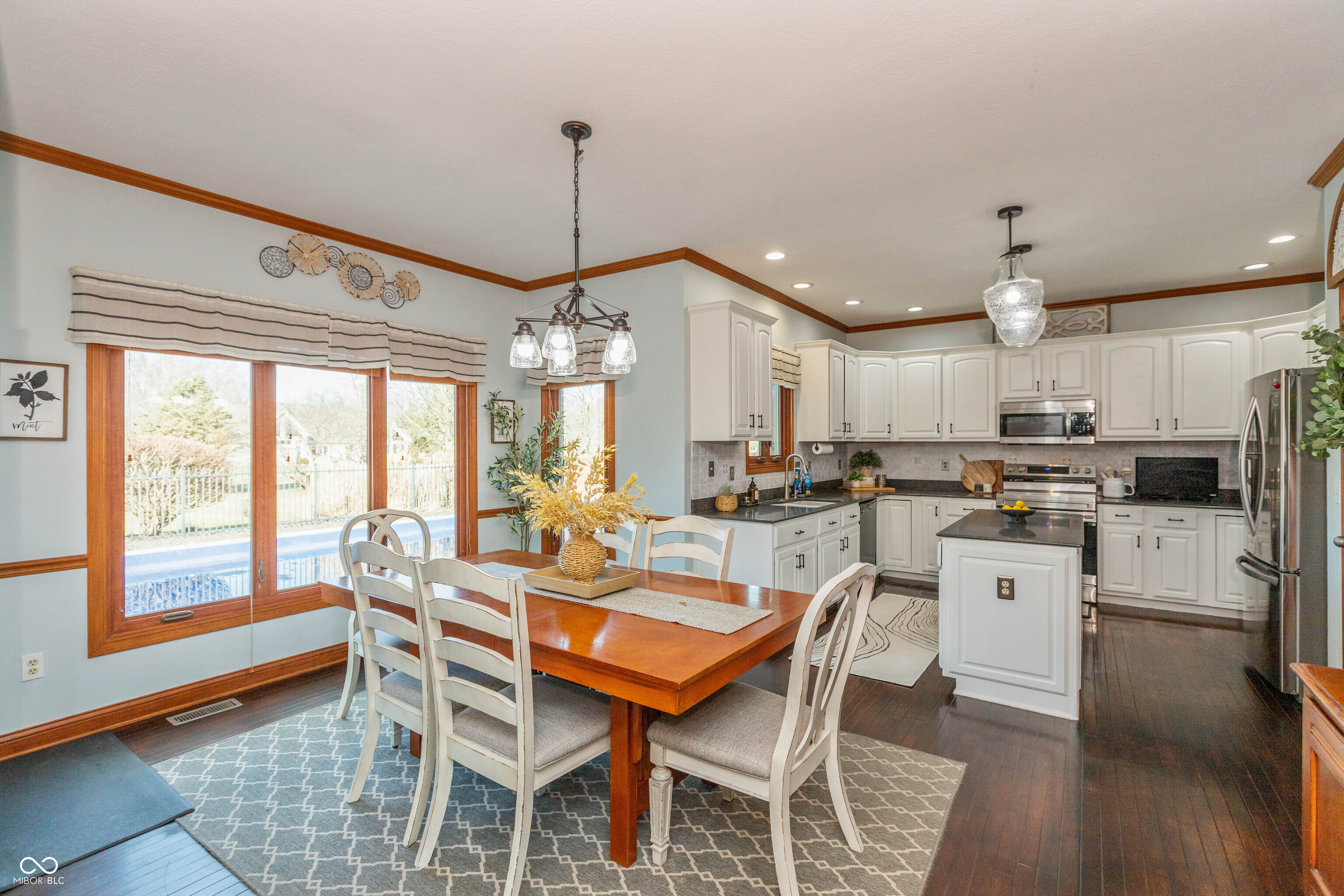 6890 Windrider Court