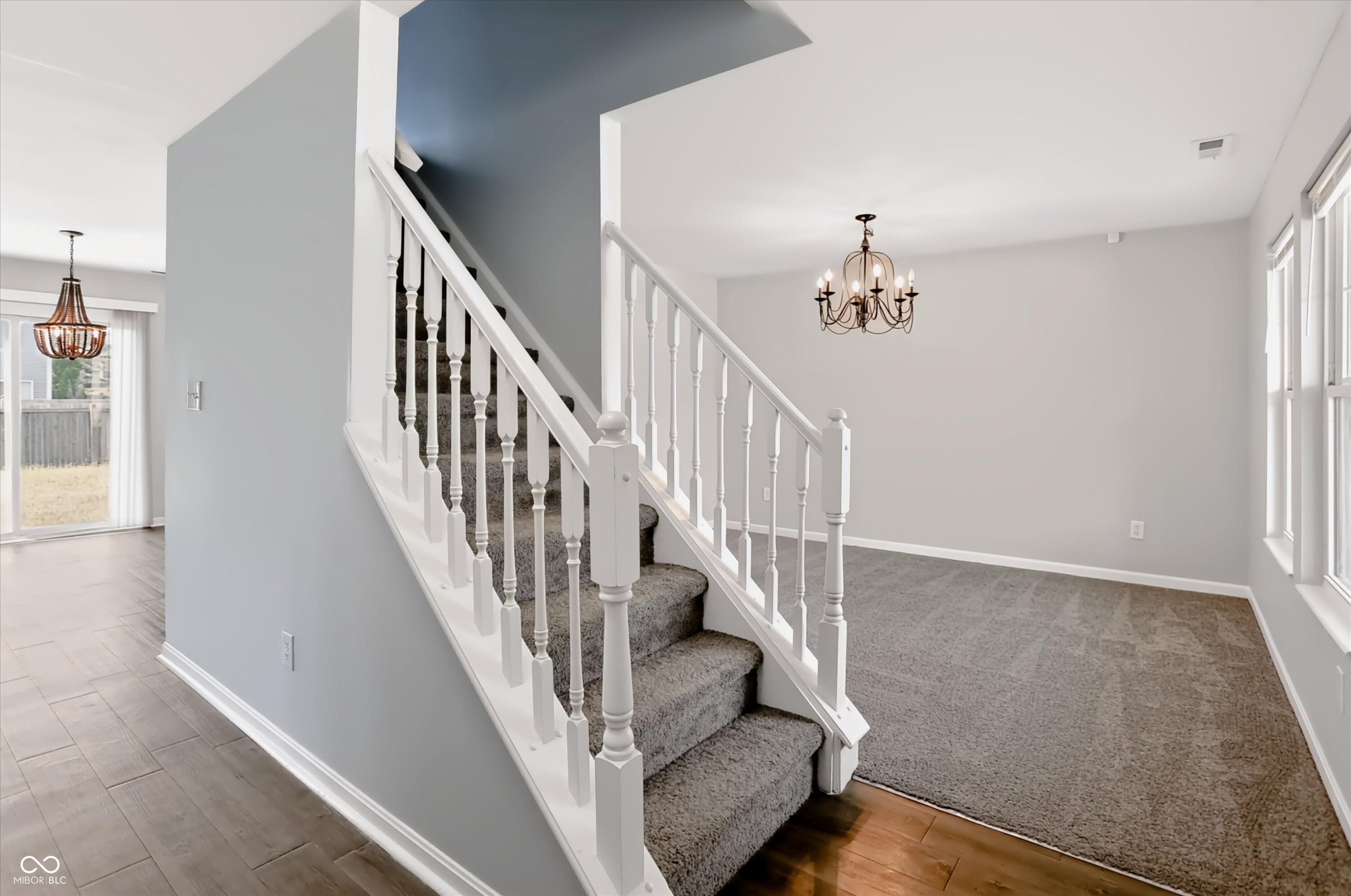 2536 Autumn Road