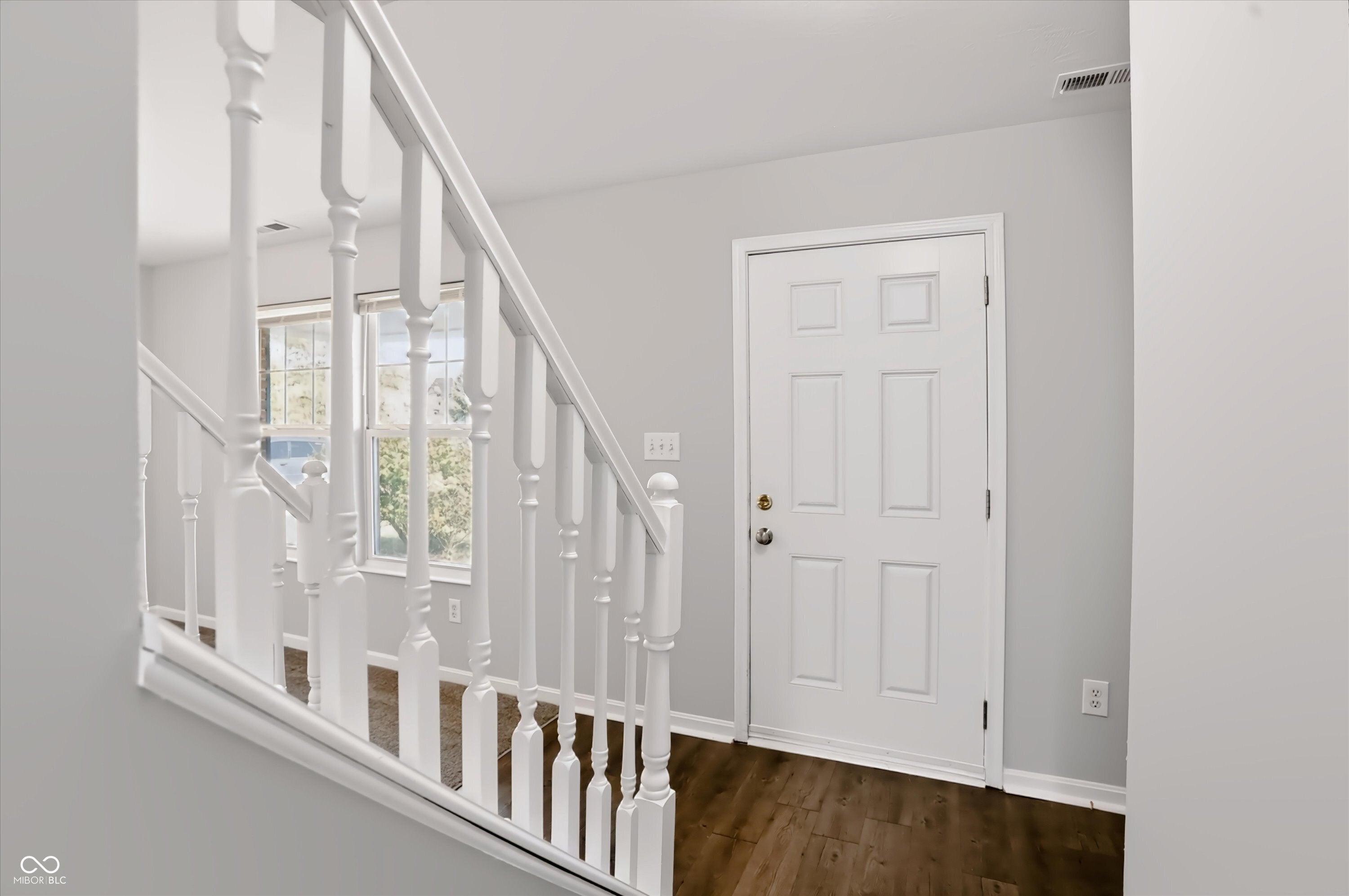2536 Autumn Road