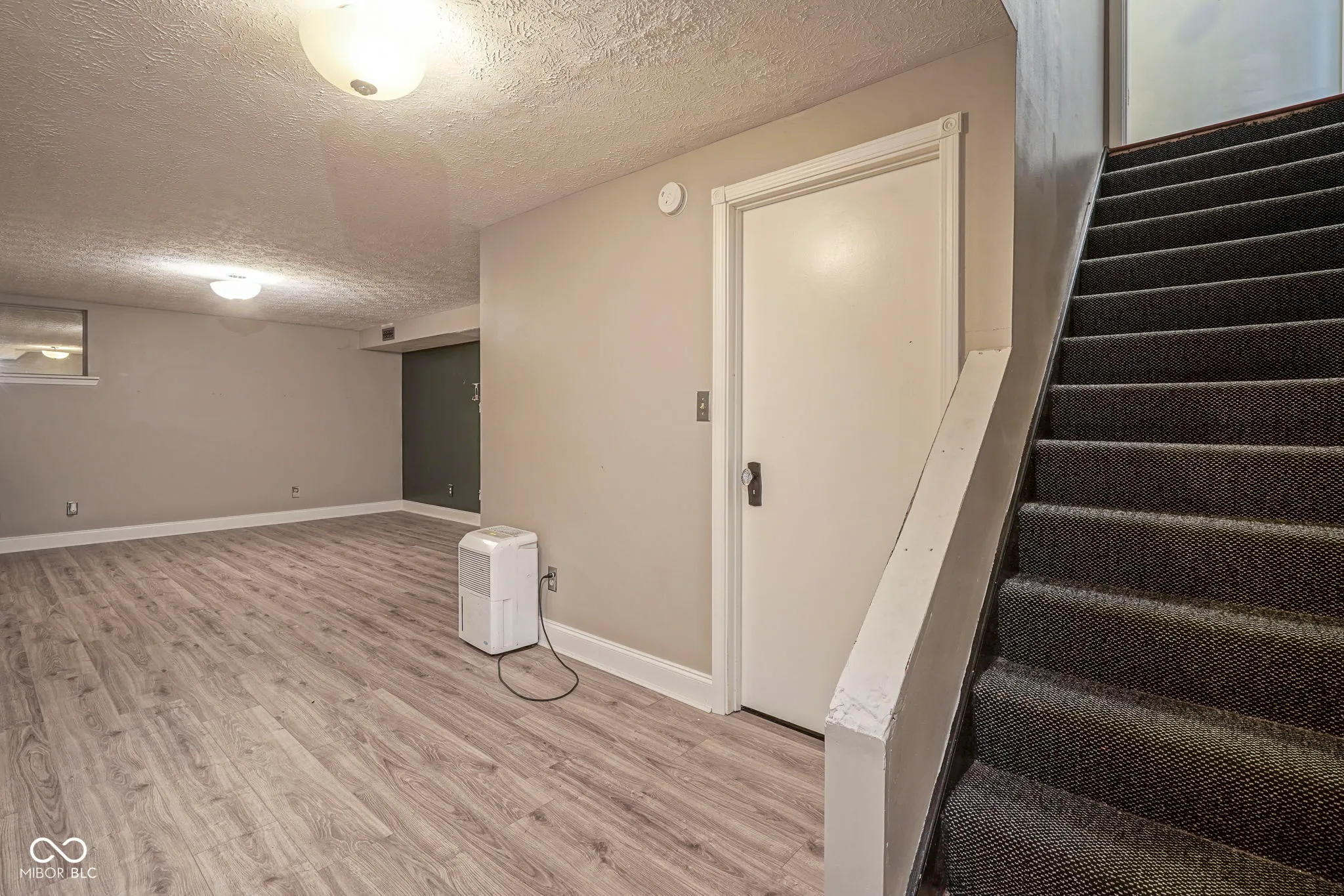 Carmel, Indiana 46032, United States, 4 Bedrooms Bedrooms, ,3 BathroomsBathrooms,Residential,Active,132756