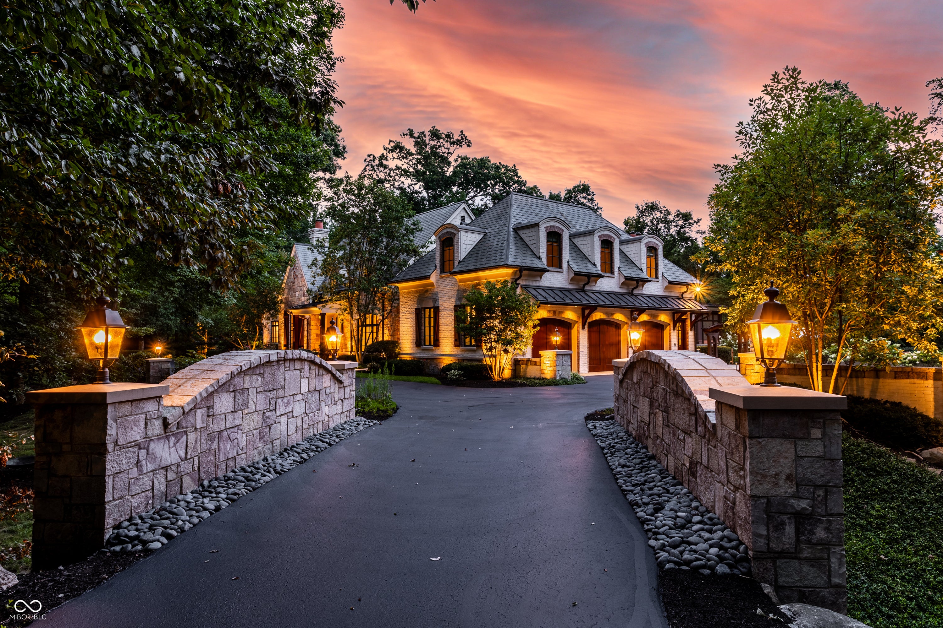 11555 Willow Springs Drive