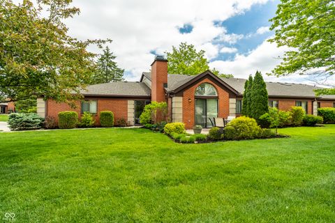 Photo of 2103 Oak Run North Drive, Indianapolis, IN 46260 (MLS # 22098906)