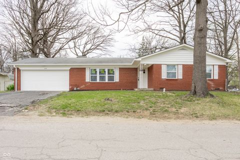 Photo of 7440 E 35th Street, Indianapolis, IN 46226 (MLS # 22094465)