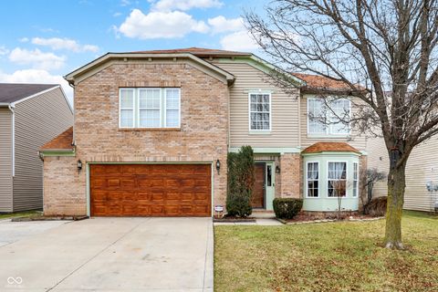 Photo of 6333 Teacup Drive, Indianapolis, IN 46235 (MLS # 22079599)
