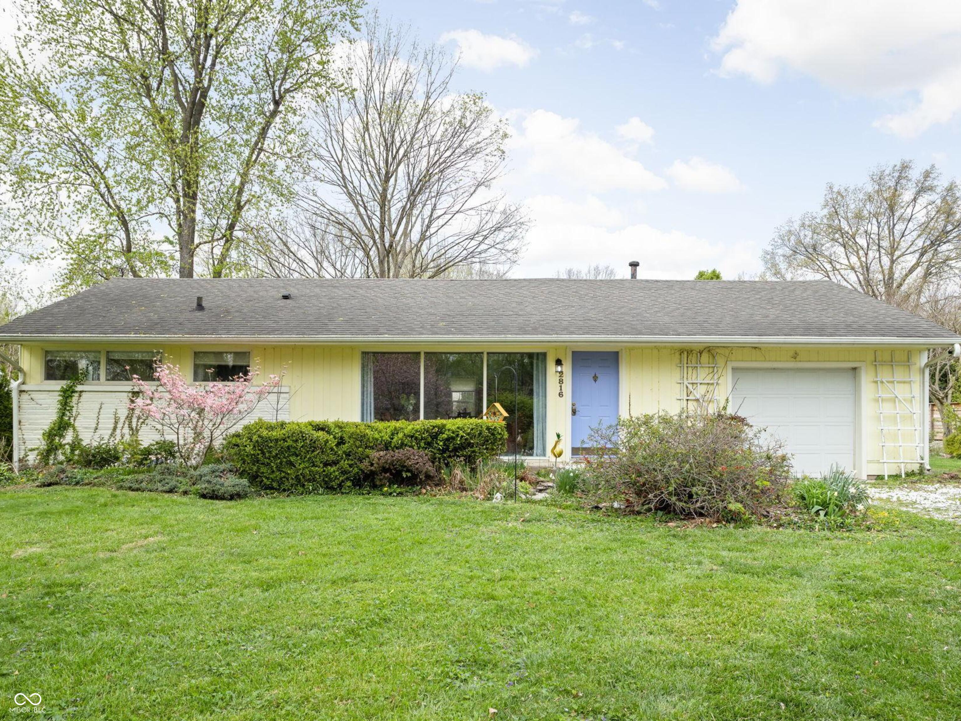 2816 Canterbury Lane