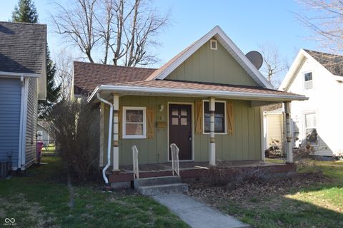 Photo of 815 W Pike Street, Crawfordsville, IN 47933 (MLS # 22092359)
