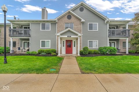 Photo of 209 Faulkner Court #205, Carmel, IN 46032 (MLS # 22100919)
