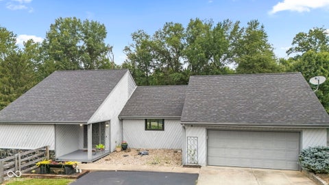 Photo of 2162 W Little York Road, Scottsburg, IN 47170 (MLS # 22114833)