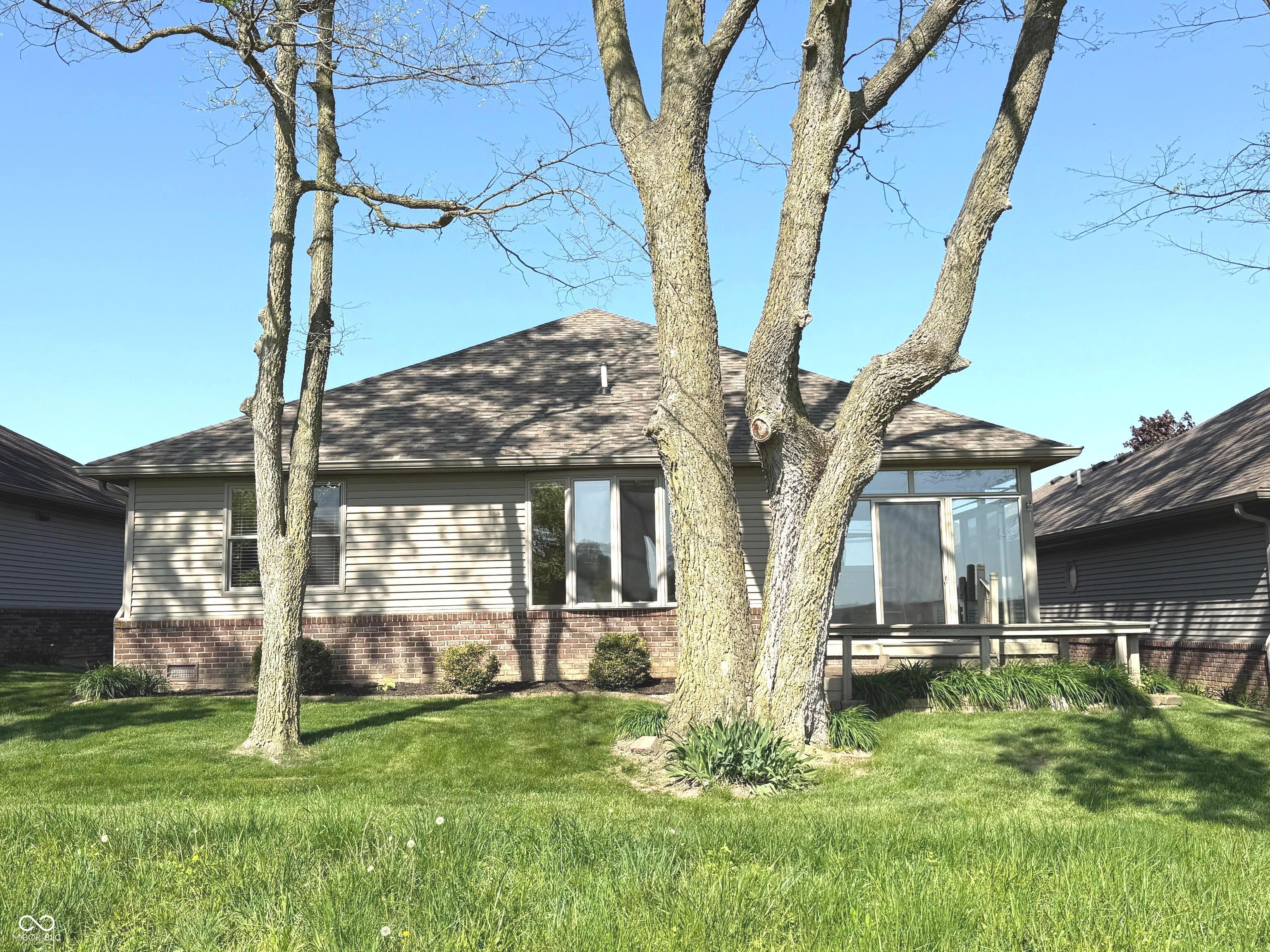 498 Glenview Drive