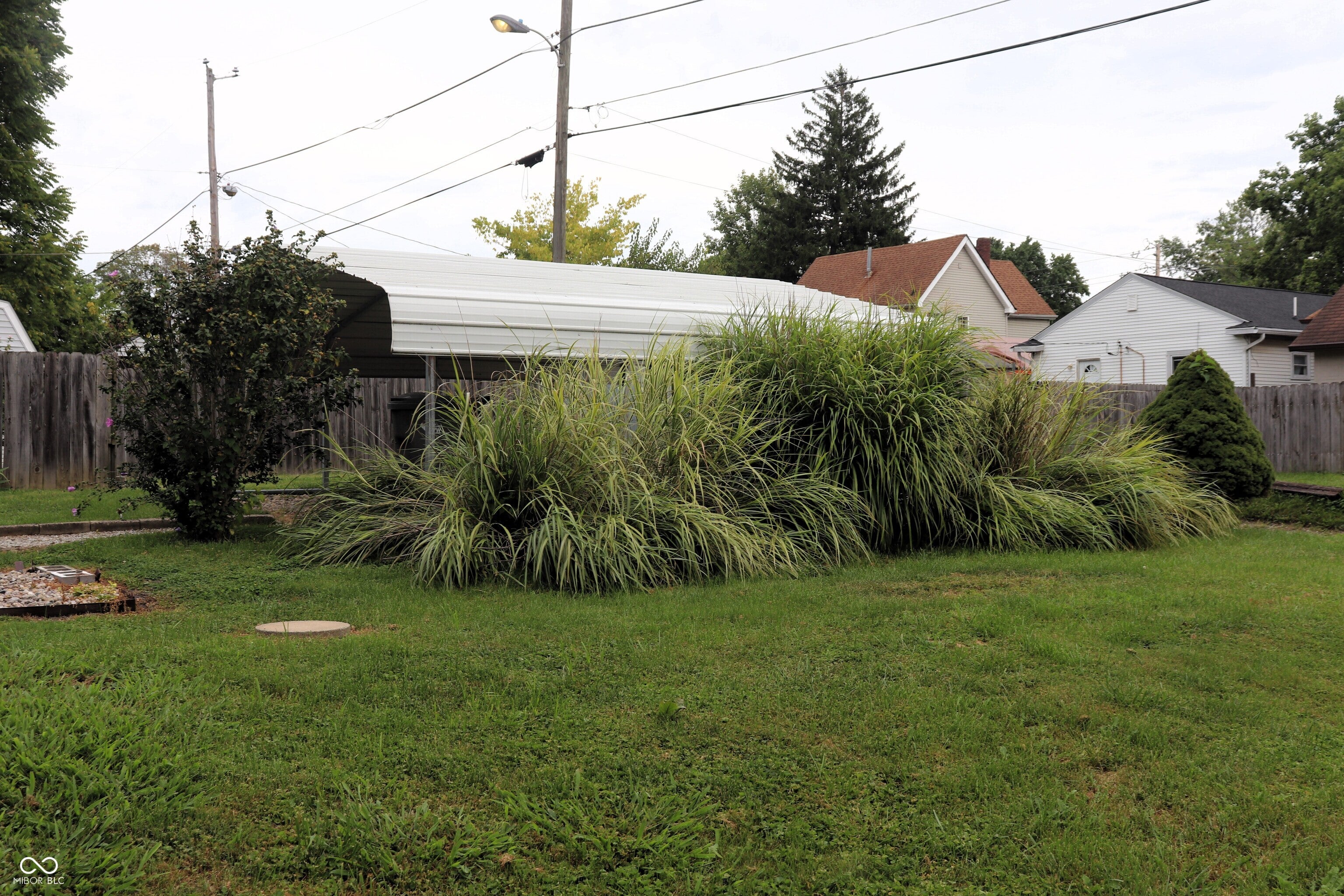 5022 University Avenue