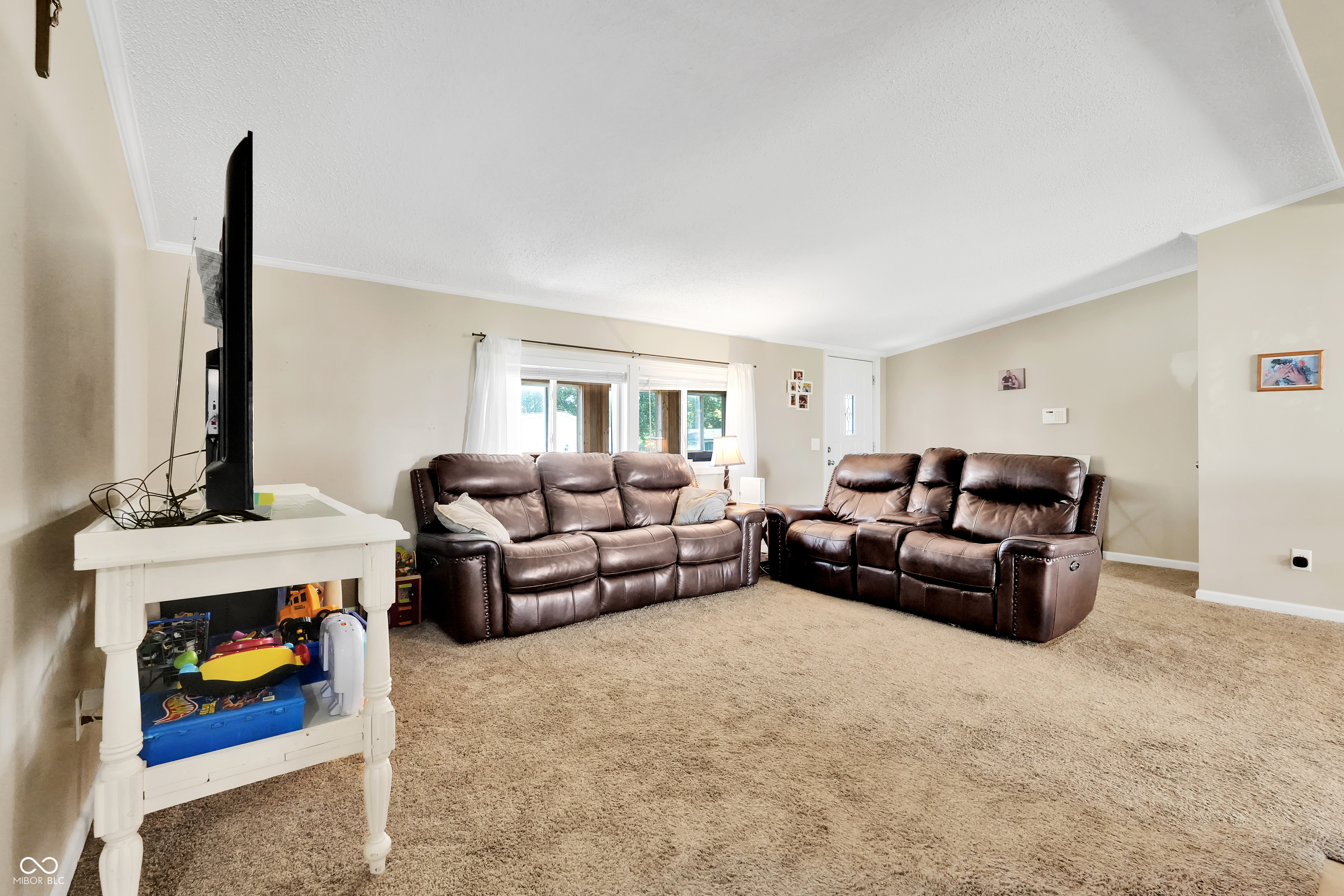 38 Fountain Lake Drive