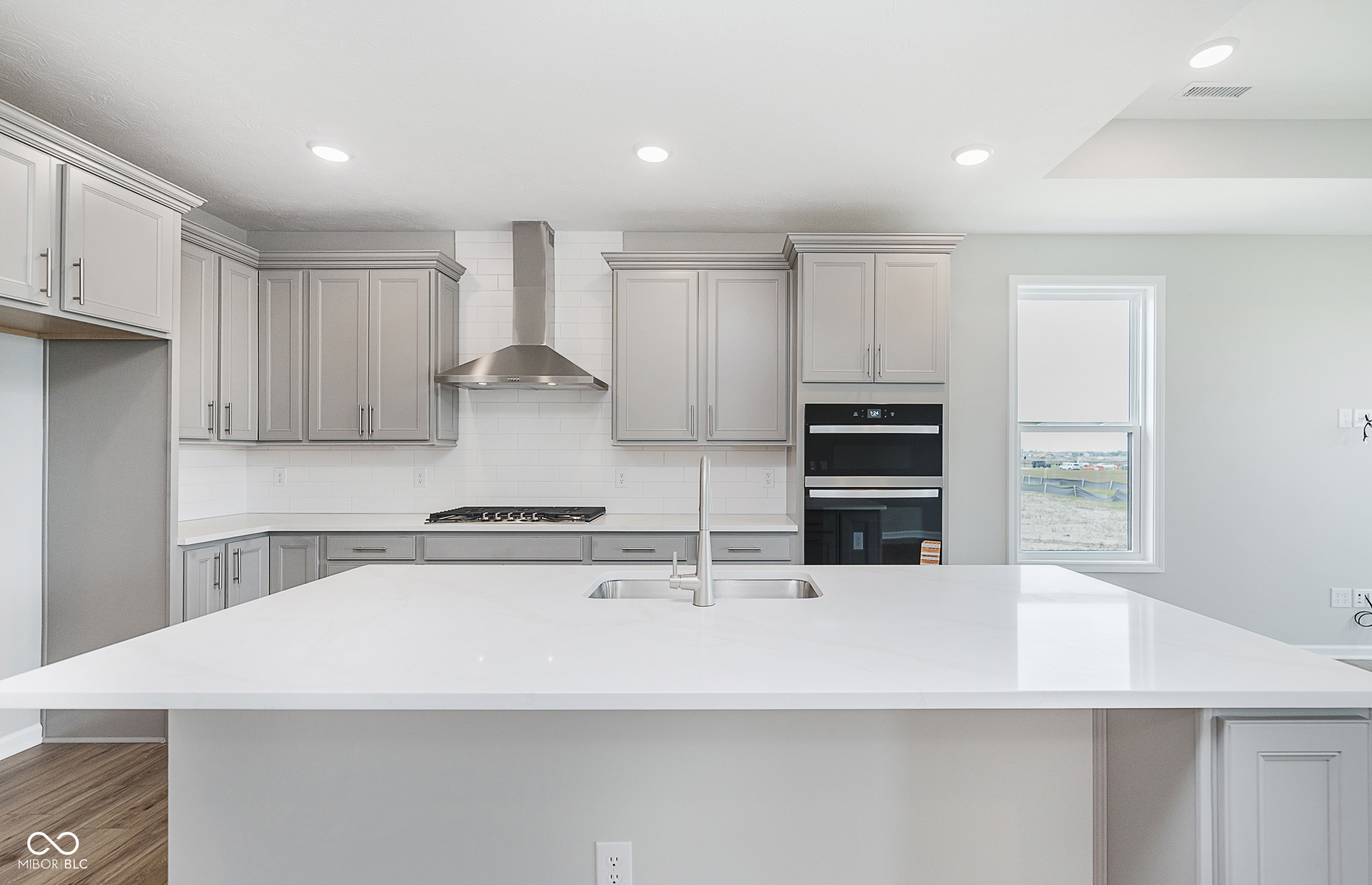 2543 Goldfinger Lane