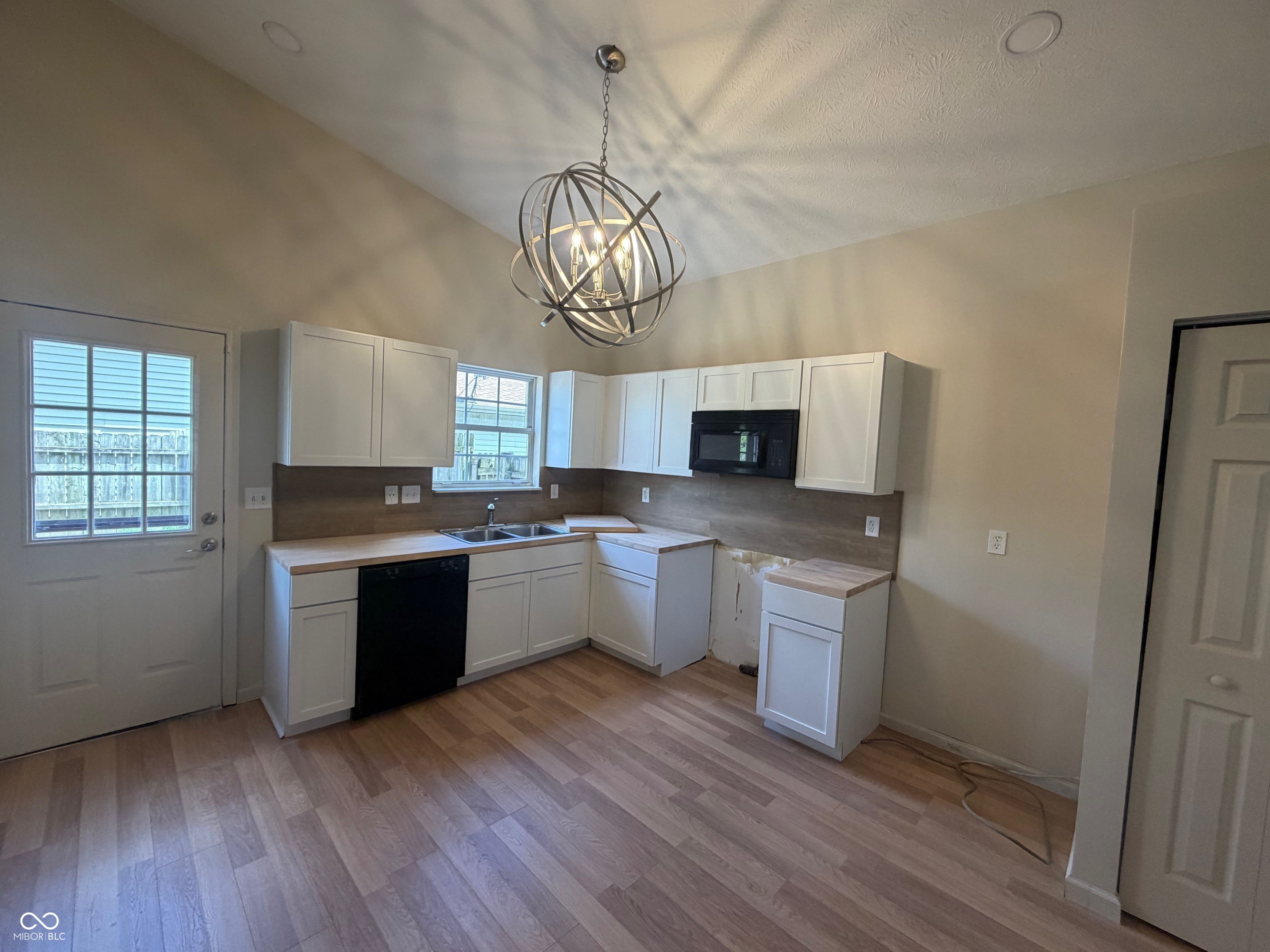 1510 Citation Circle N