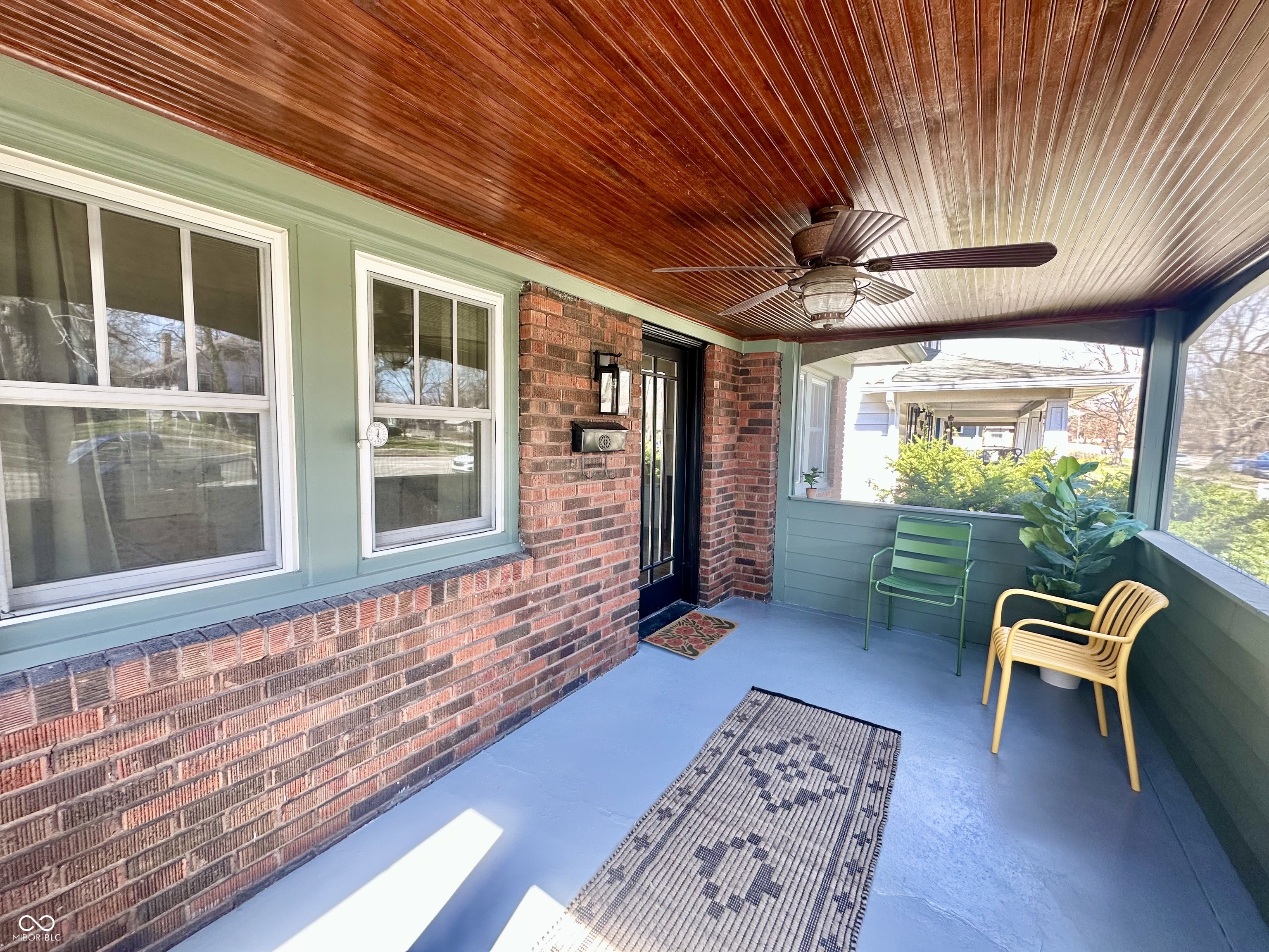 5442 N College Avenue