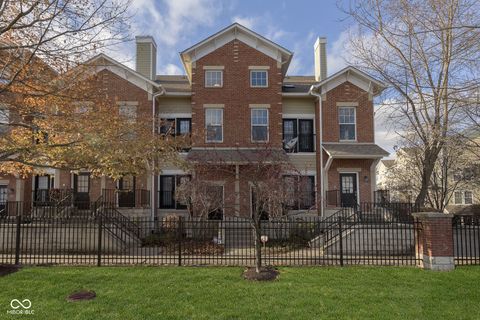 Photo of 6633 Reserve Drive, Indianapolis, IN 46220 (MLS # 22096231)