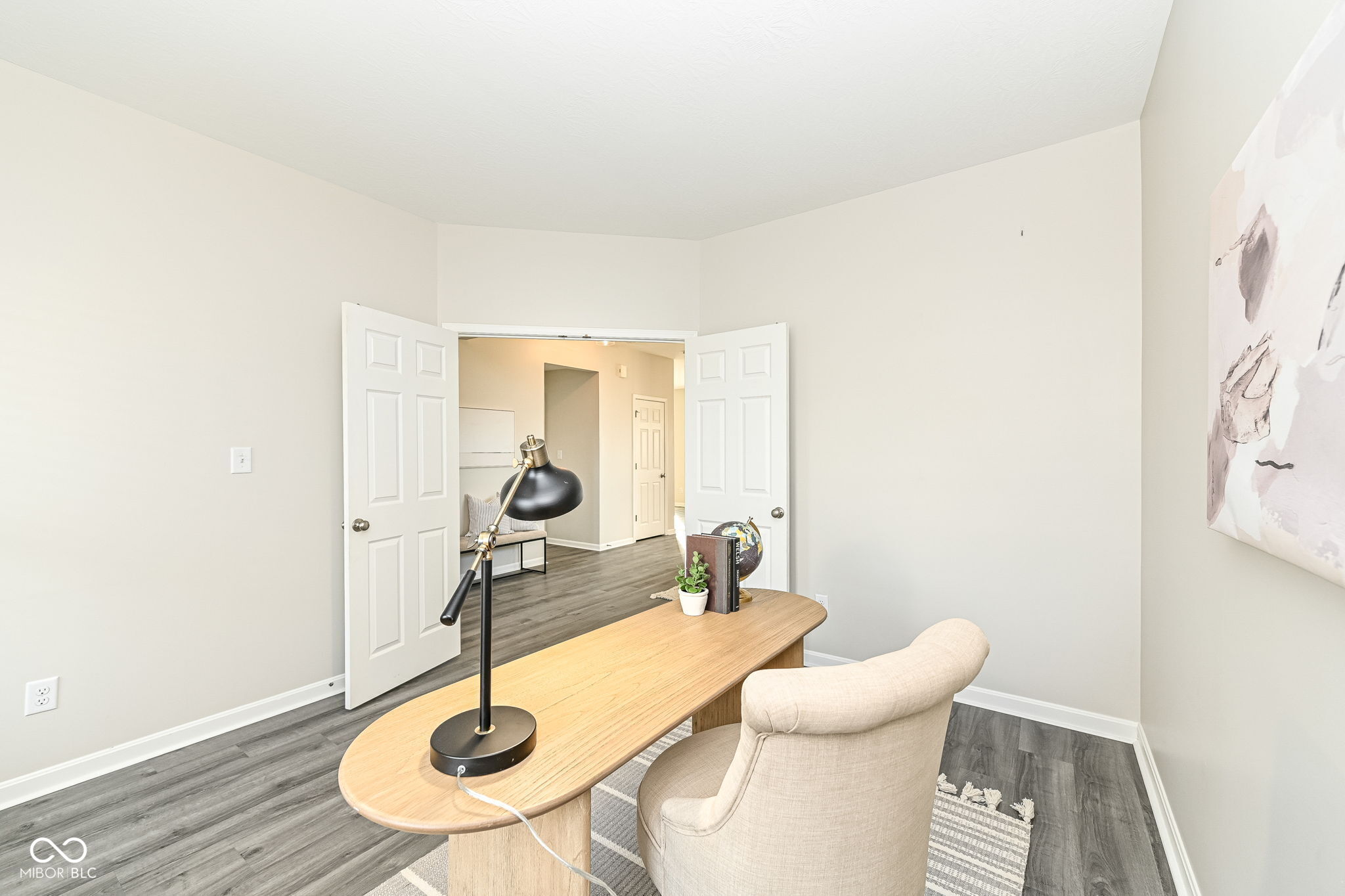 6216 N Woods Edge Court