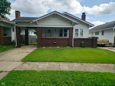 Photo of 2261 Crawford Street, Terre Haute, IN 47803 (MLS # 22115085)