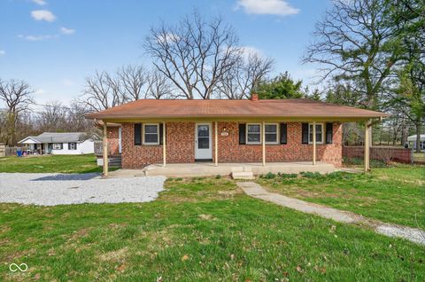 Photo of 7326 E 42nd Street, Indianapolis, IN 46226 (MLS # 22089591)