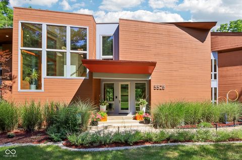 Photo of 5528 State Road 144, Greenwood, IN 46143 (MLS # 22049514)