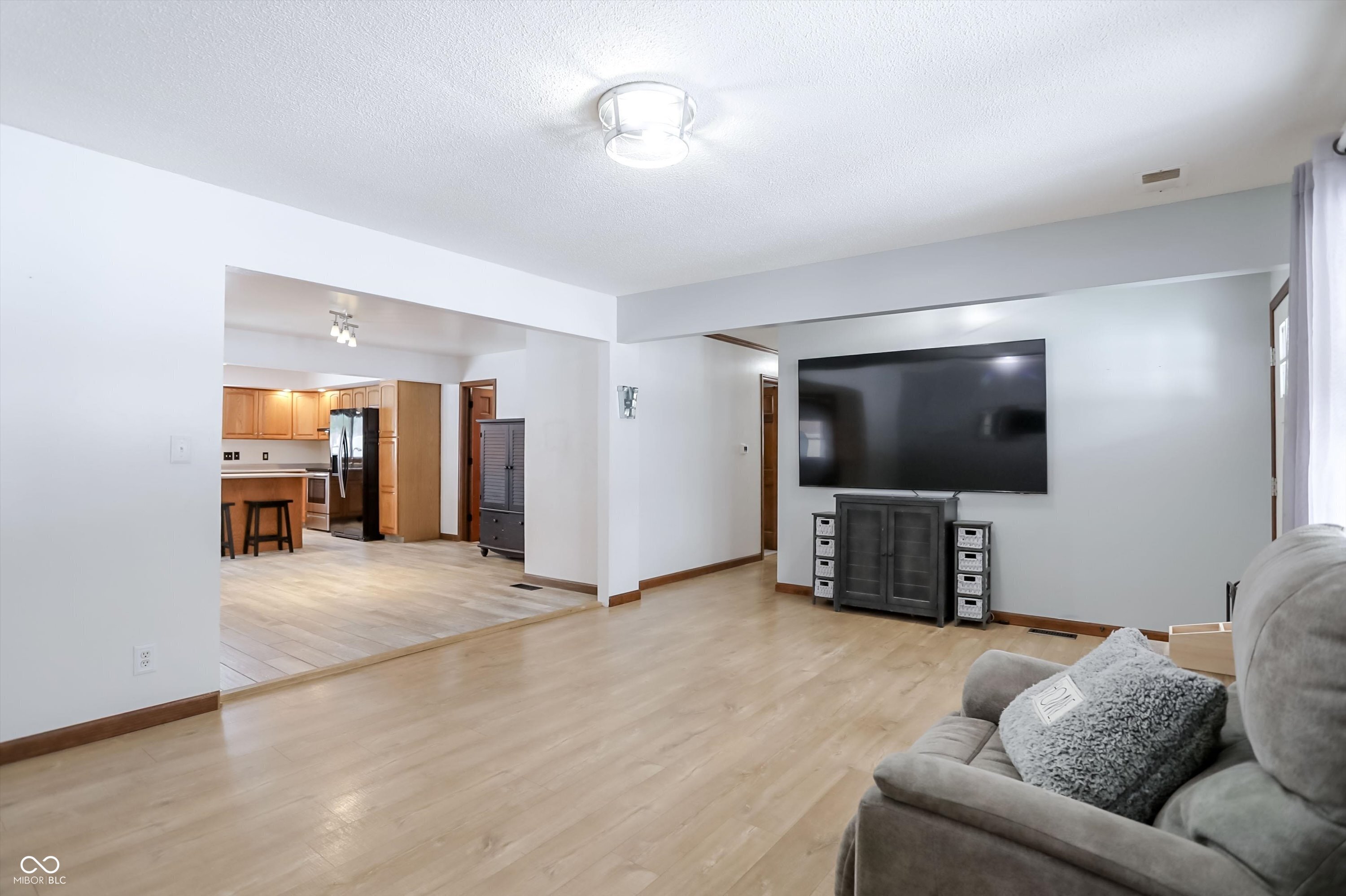 8420 N County Road 150 E