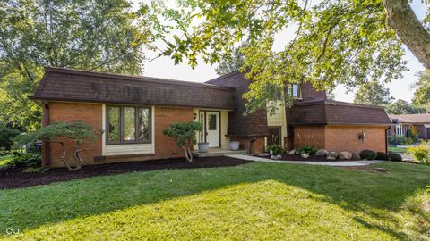 Photo of 1077 N Glendale Lane, Greenfield, IN 46140 (MLS # 22063042)
