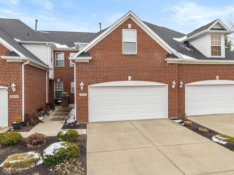 Photo of 16317 Meadowlands Court, Westfield, IN 46074 (MLS # 22073332)