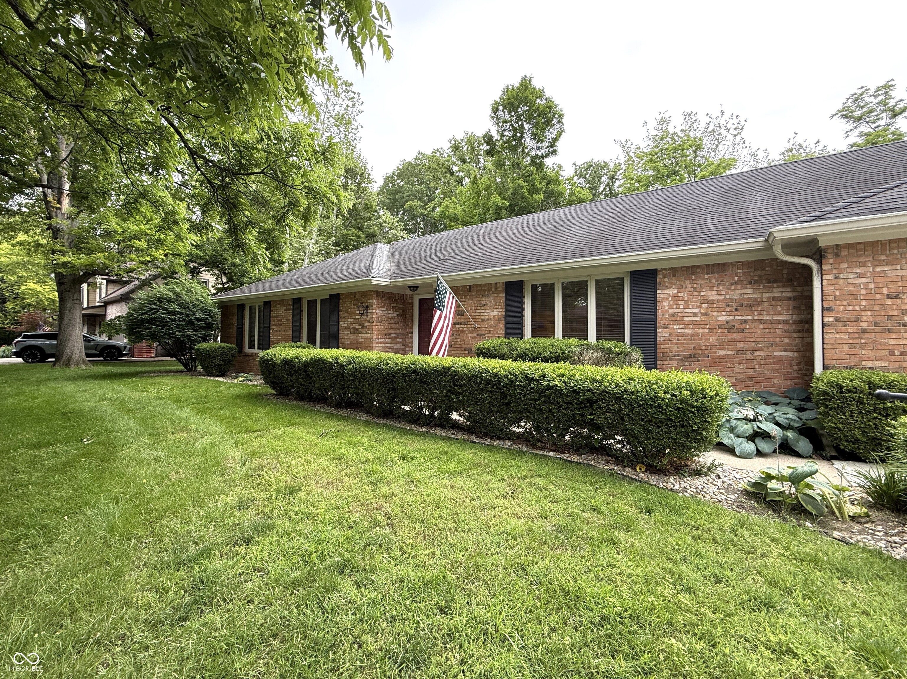 6579 English Drive