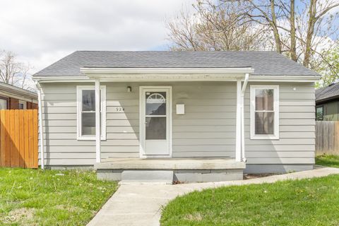 Photo of 924 Saint Peter Street, Indianapolis, IN 46203 (MLS # 22095013)