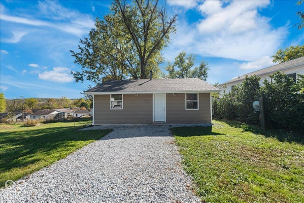 234 19TH ST, BEDFORD, IN 47421 - Image c72abb4c232ac27477f67fa1c8e48e18/2427689744