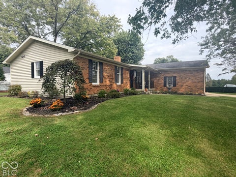 Photo of 1112 Ranch Road, Connersville, IN 47331 (MLS # 22130886)