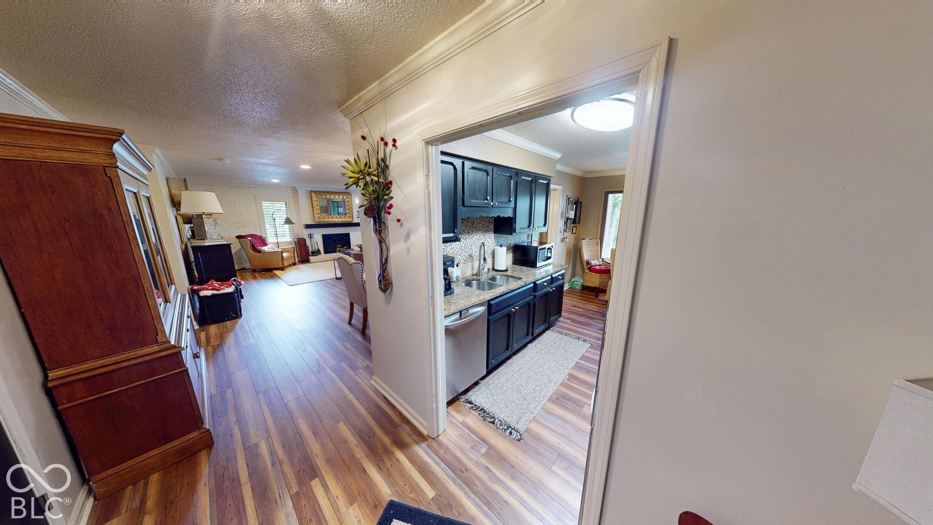 201 Bluffs Circle E