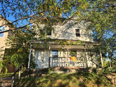 Photo of 2858 N Kenwood Avenue, Indianapolis, IN 46208 (MLS # 22069972)