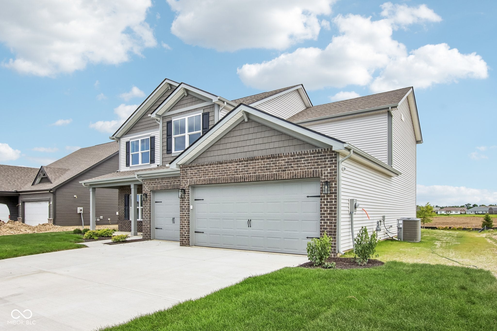 930 Angilee Way