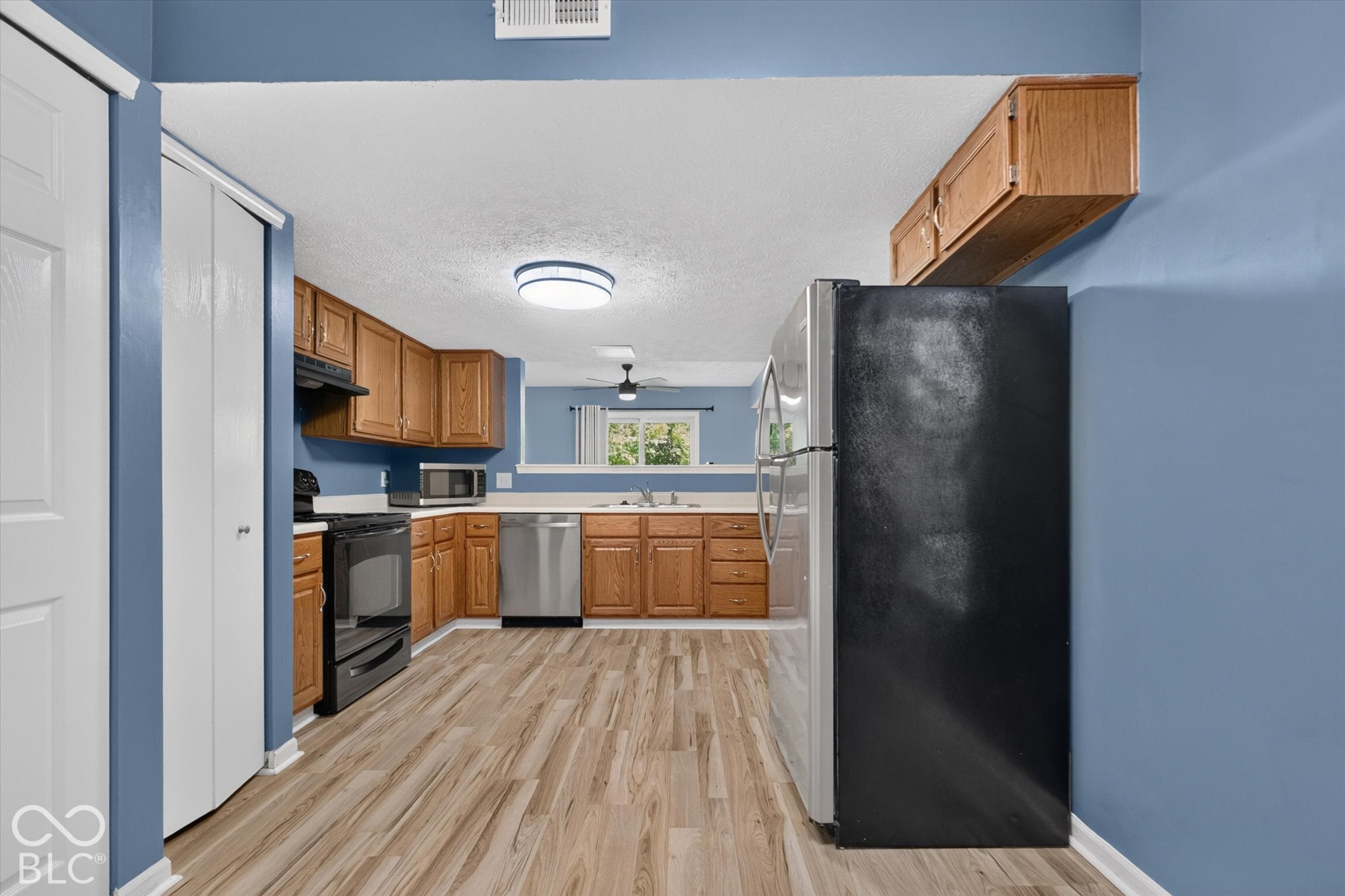 9433 Wimbledon Court