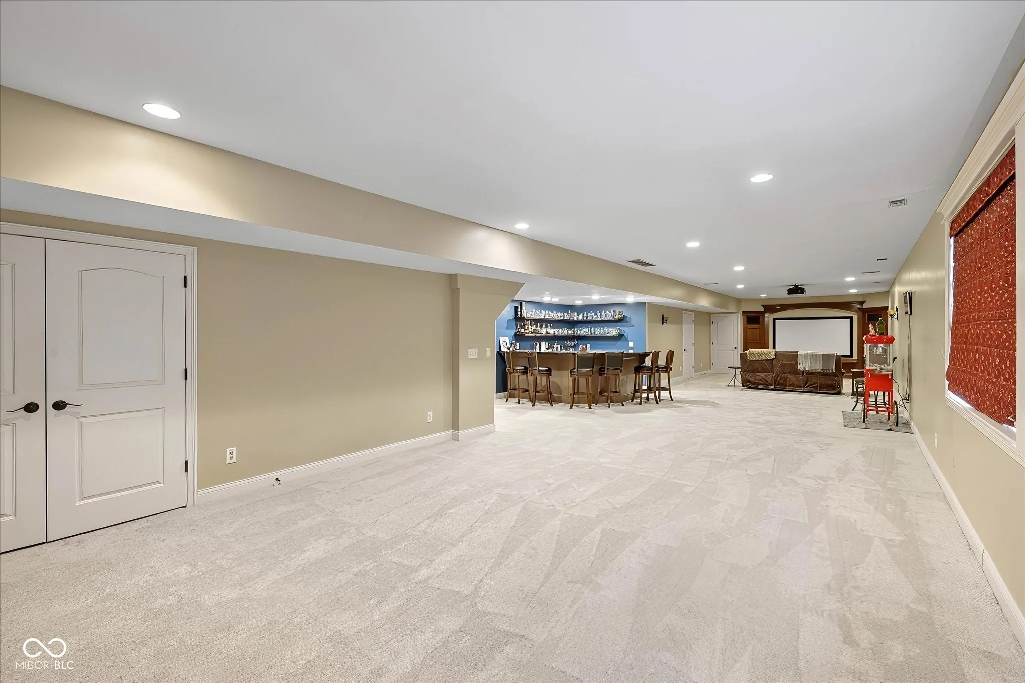 Fishers, Indiana 46040, United States, 5 Bedrooms Bedrooms, ,5 BathroomsBathrooms,Residential,Pending,251992