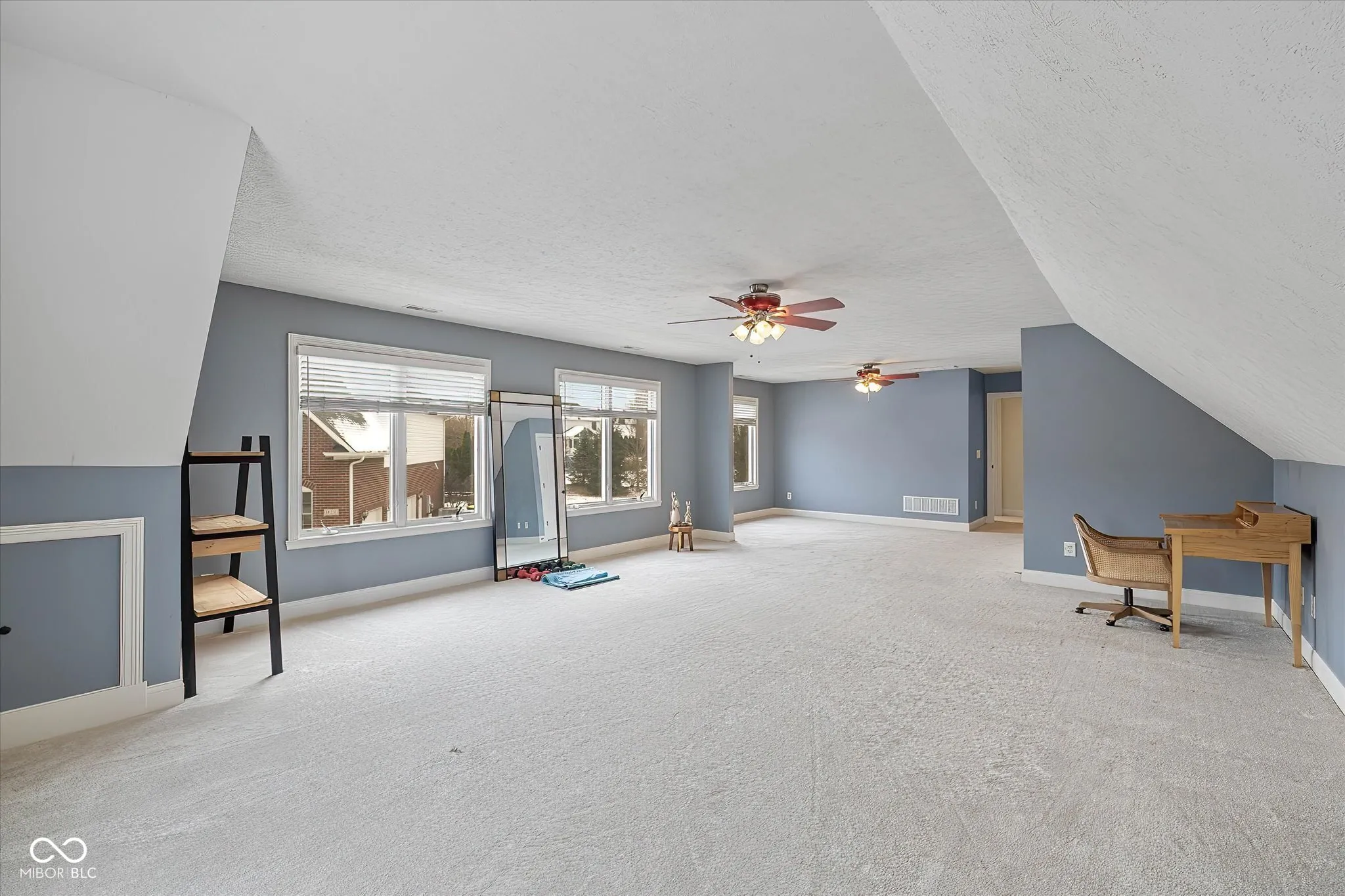 Fishers, Indiana 46040, United States, 5 Bedrooms Bedrooms, ,5 BathroomsBathrooms,Residential,Pending,251992