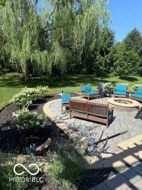 Fishers, Indiana 46040, United States, 5 Bedrooms Bedrooms, ,5 BathroomsBathrooms,Residential,Pending,251992