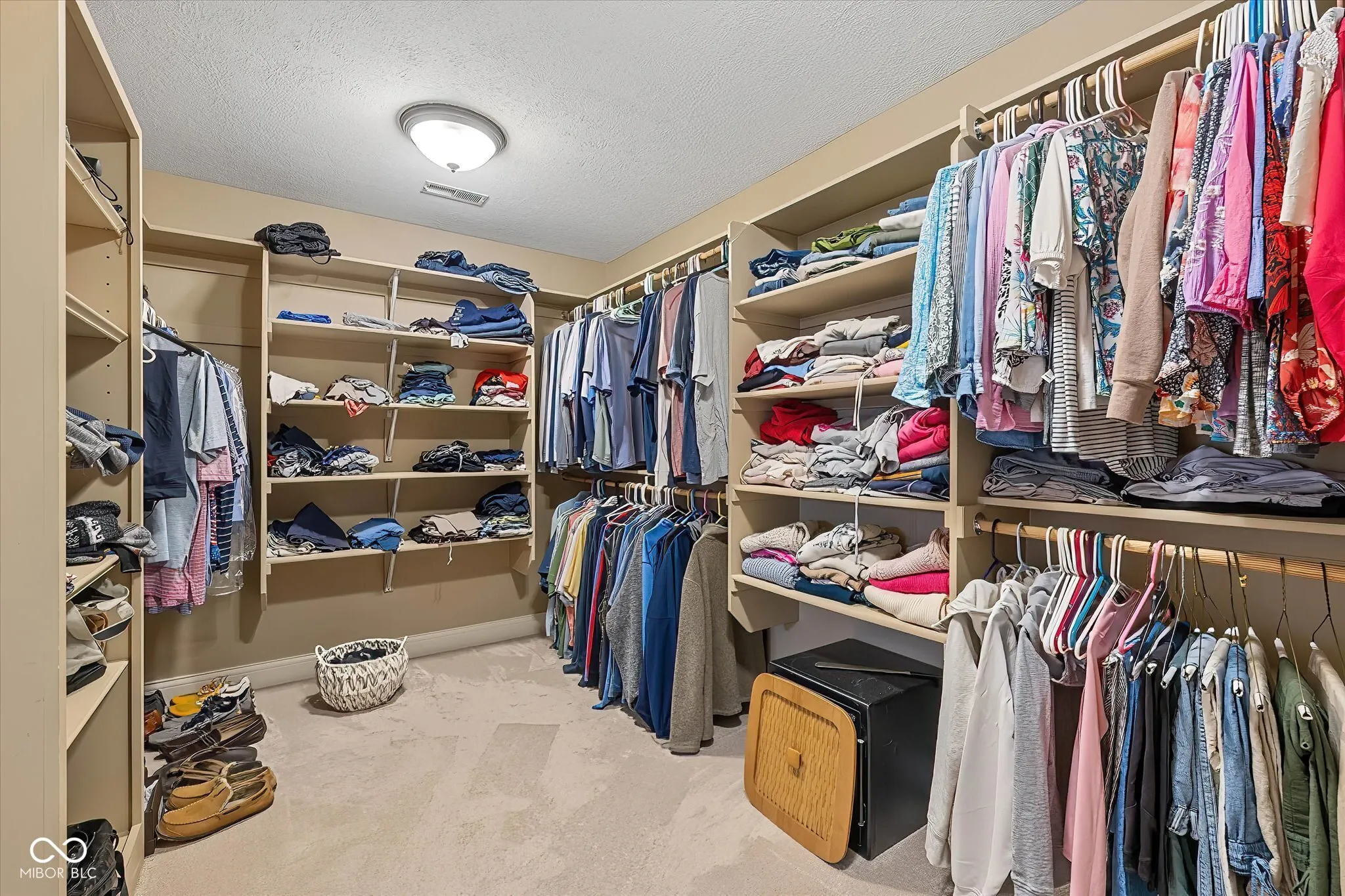 Fishers, Indiana 46040, United States, 5 Bedrooms Bedrooms, ,5 BathroomsBathrooms,Residential,Pending,251992